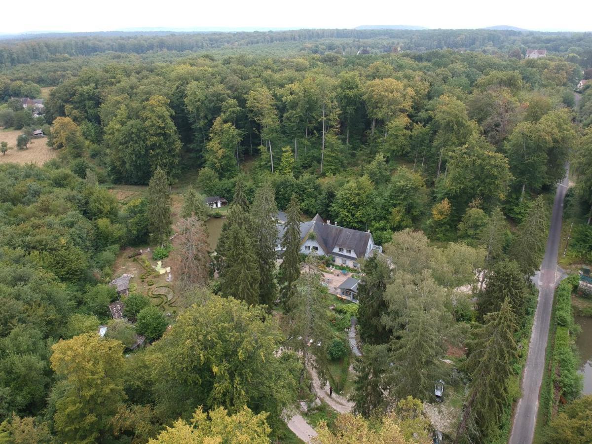 Le Jardin De Saint Jean Bed & Breakfast Exterior photo