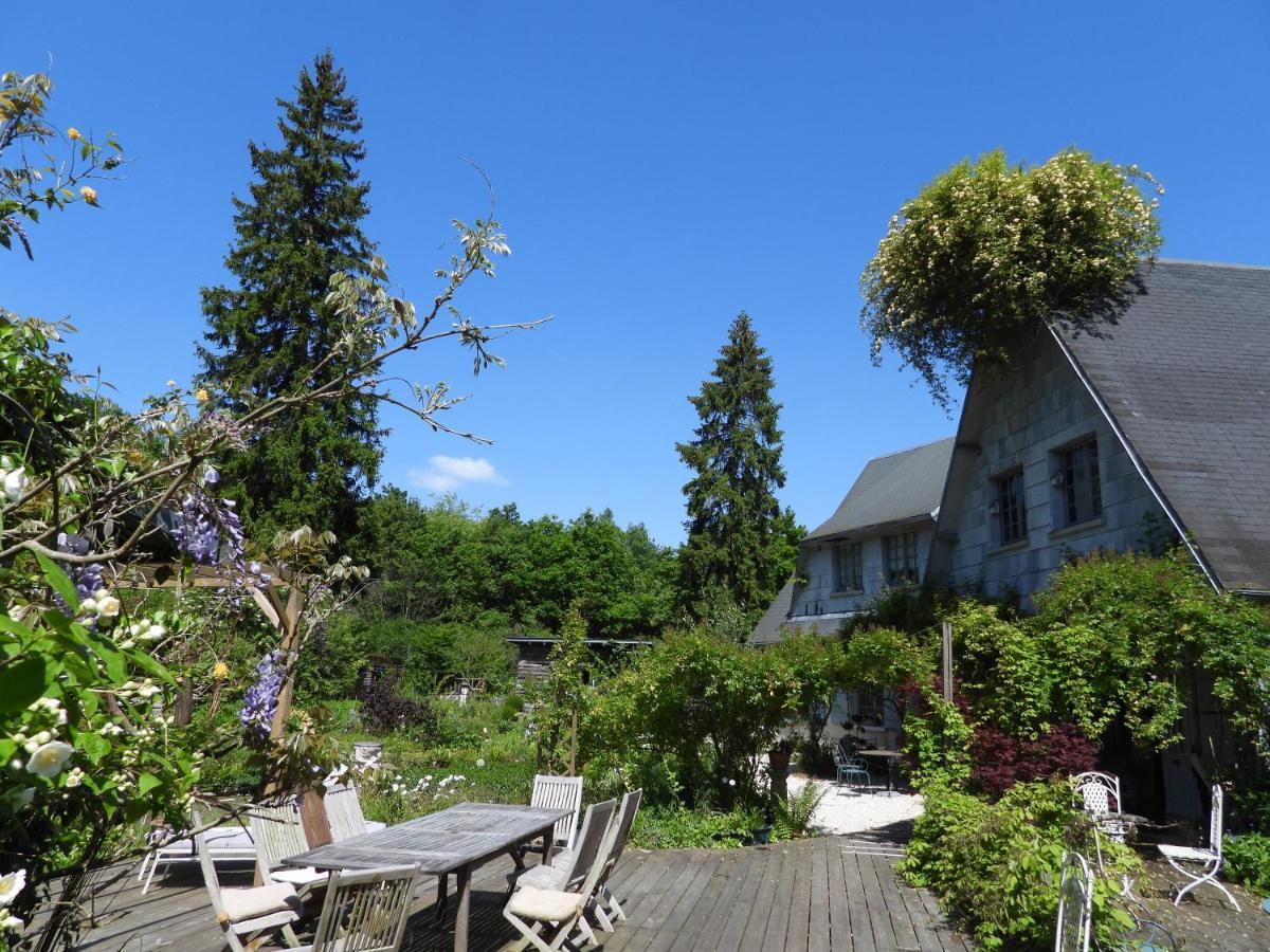 Le Jardin De Saint Jean Bed & Breakfast Exterior photo